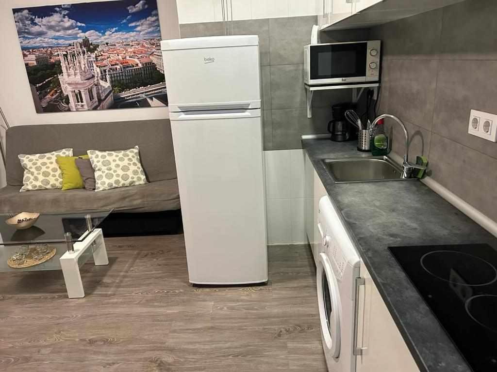 Comodo Y Agradable Estudio En Madrid Centro A3 Eksteriør bilde